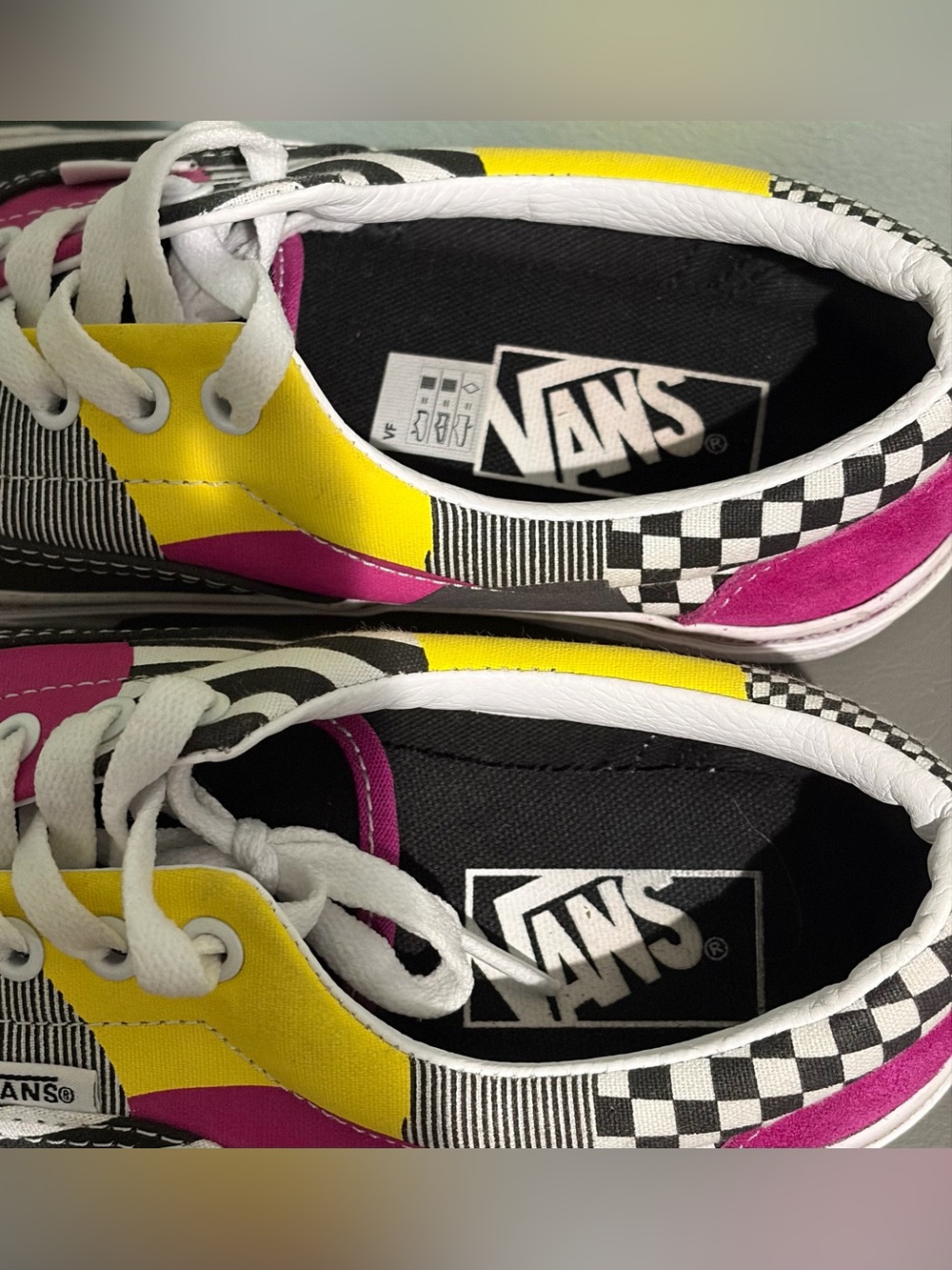 Vans Era Sneakers Shoes - Picture 6 of 8